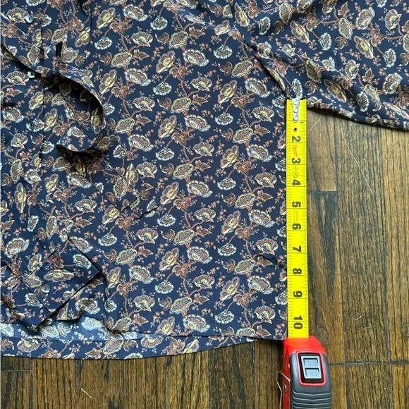 Doen, Judith Tie-neck Top, Navy Floral, Small - Picture 6 of 8